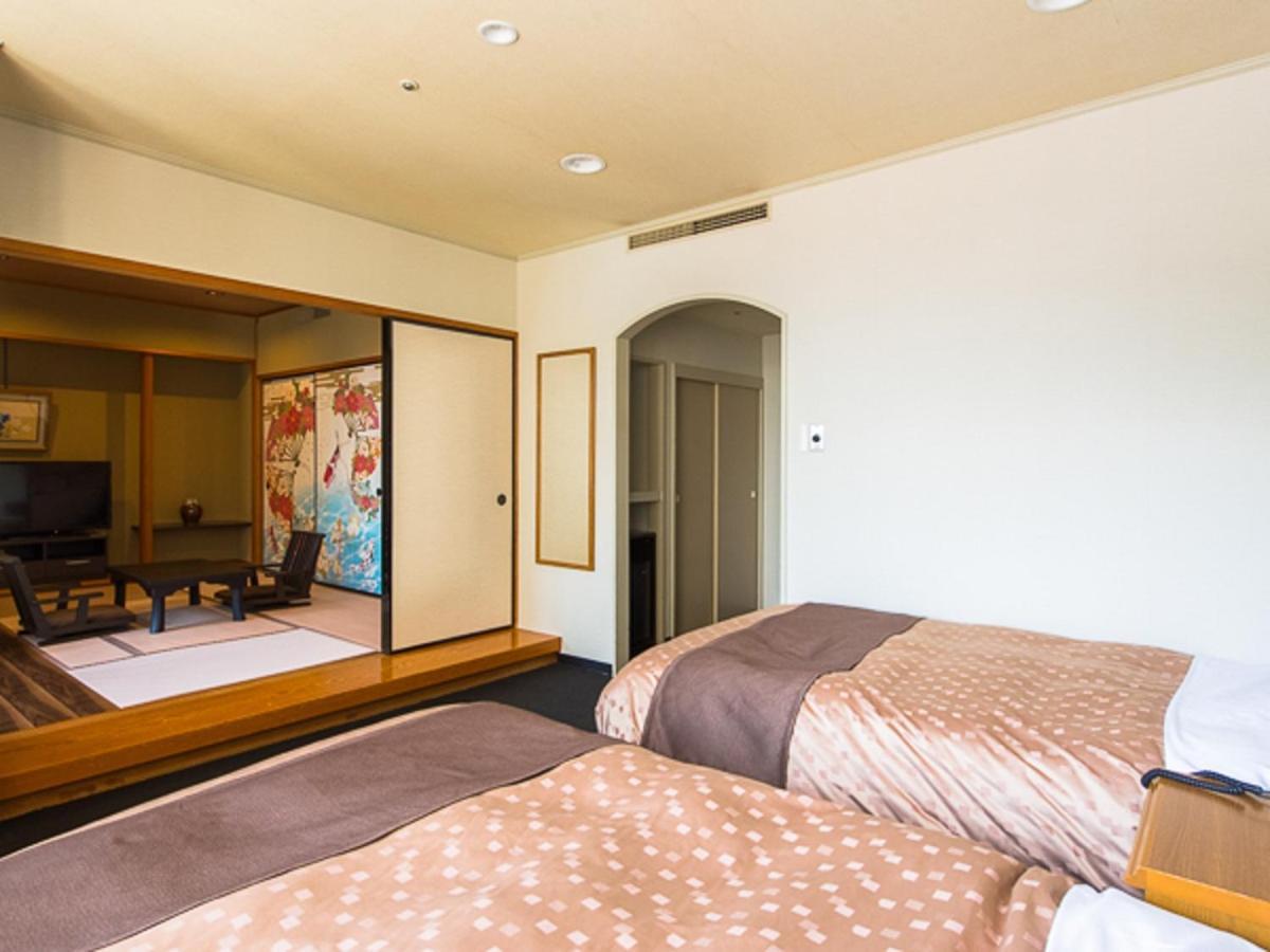 Livemax Resort Kaga Yamashiro Exterior foto